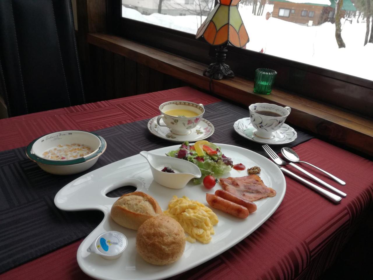 Hotel Hakuba Vivaldi Esterno foto